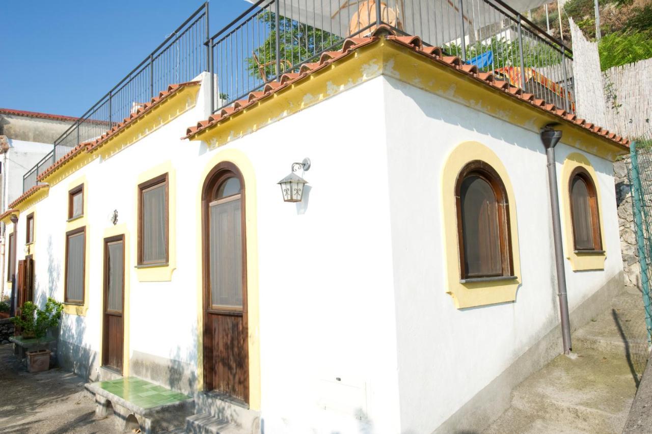 La Casina Del Pennolo, Casa Stani 60 Mq. Villa Conca dei Marini Buitenkant foto